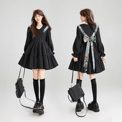 西洋油彩画のリボンワンピース