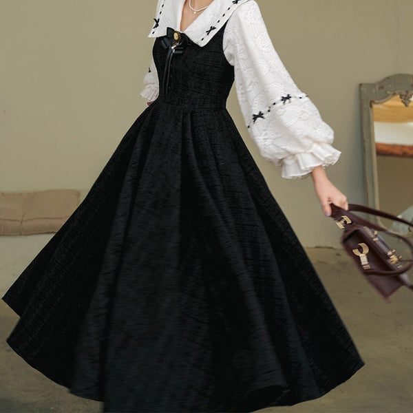 黒のお嬢様のクラシカルジャンパースカート