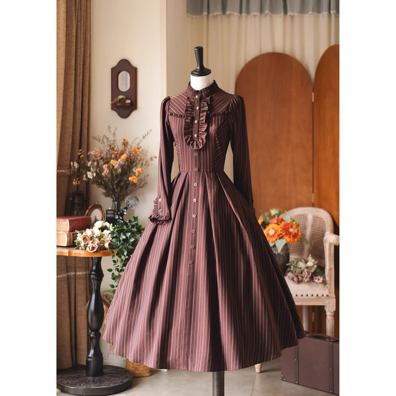 英国のお嬢様のクラシカルストライプワンピース - Burgundy – ManusMachina