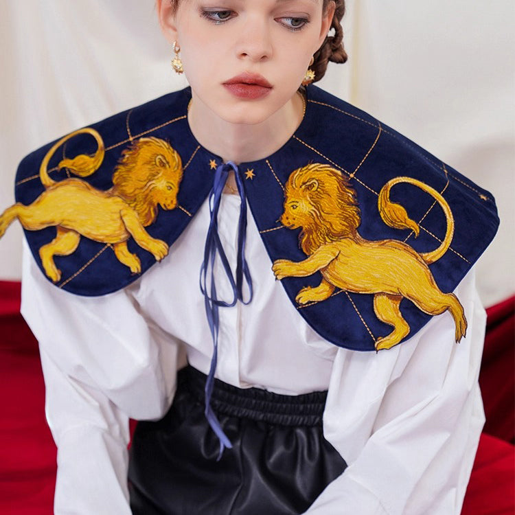 獅子の刺繍付け襟