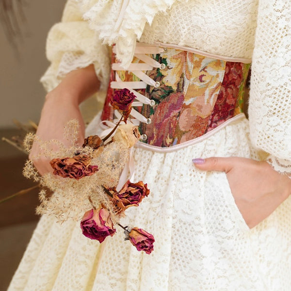 油絵絵画のコルセット