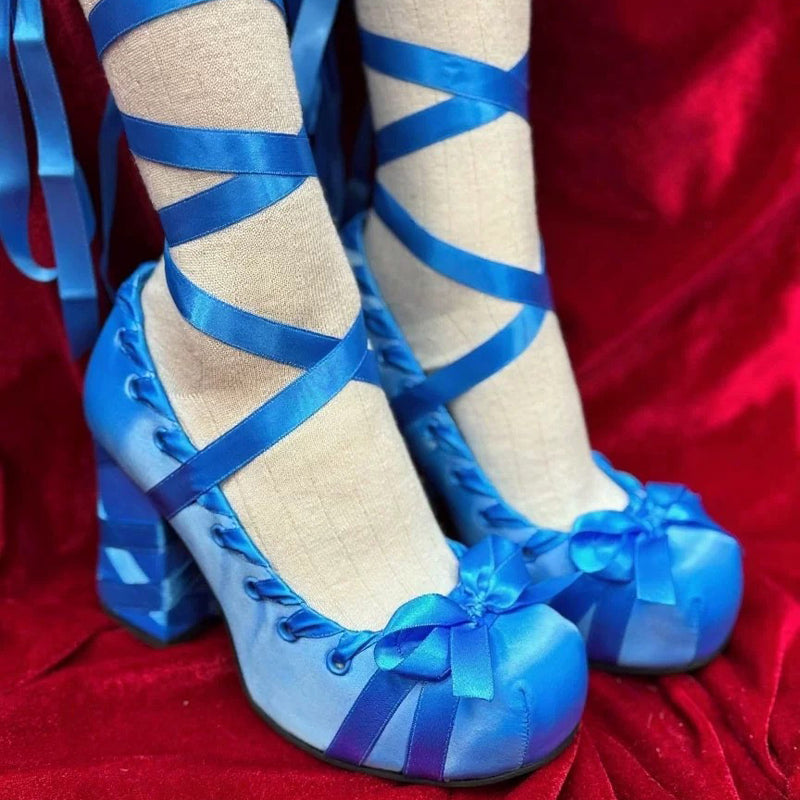 紺碧の王妃のバレエヒールパンプス