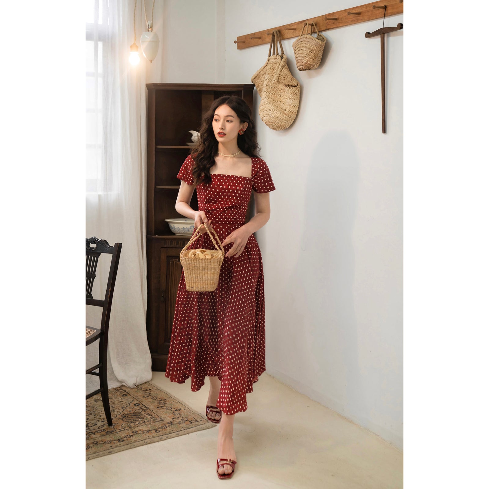 ぷり様♪専用オーダー　赤に白水玉模様のワンピース レトロドットパフスリーブワンピース – jemiremi（ジェミレミ）