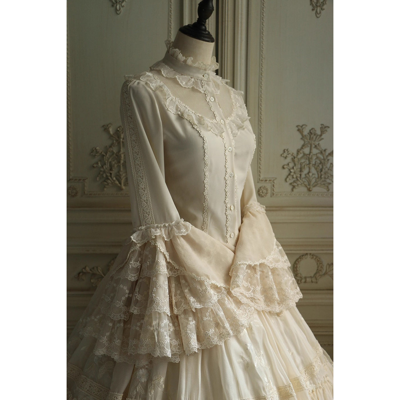 最終価格^ ^♡ヴィクトリア エドワーディアン ブラウス♡フランスアンティーク 貴族のお嬢様のヴィクトリアンブラウス - Beige[2025年12月下旬