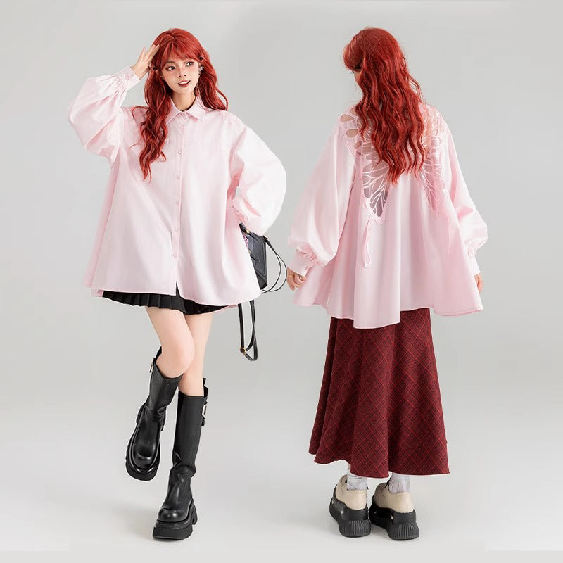 蝶々の刺繍パフスリーブブラウス