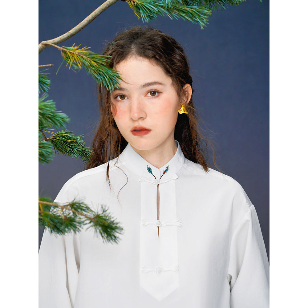 松の梢の刺繍チャイナブラウス – ManusMachina