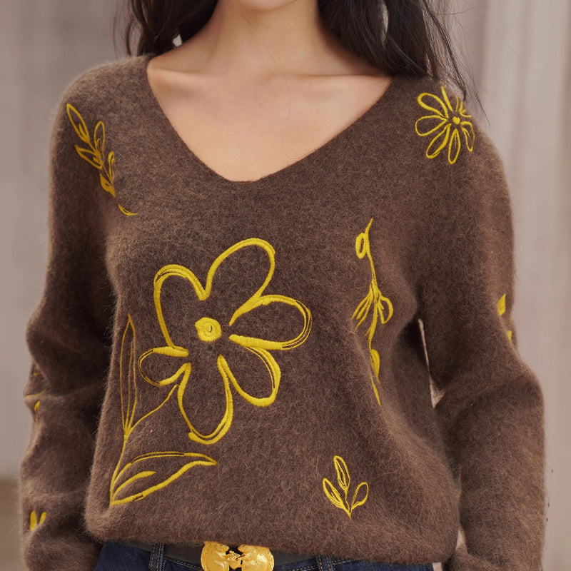植物の刺繍ニットセーター