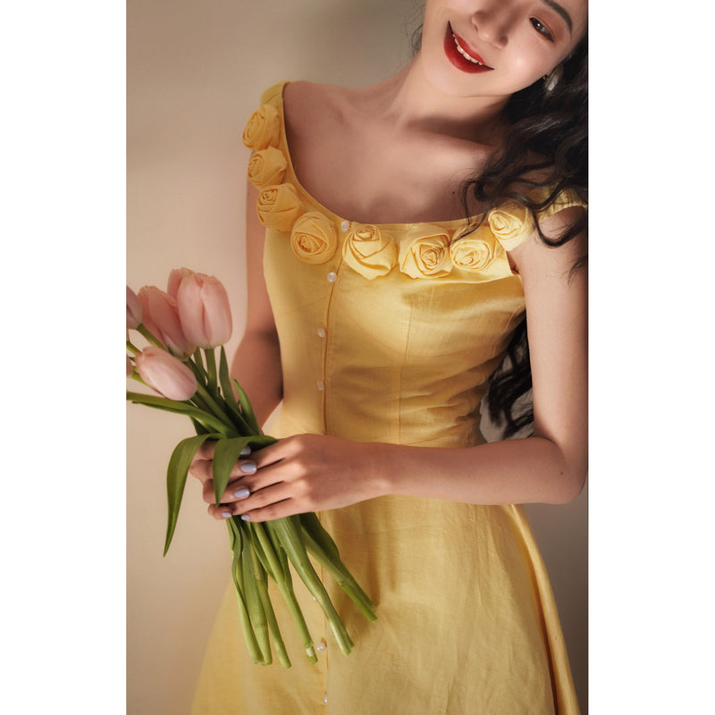 淡黄の薔薇のヘップバーンワンピース