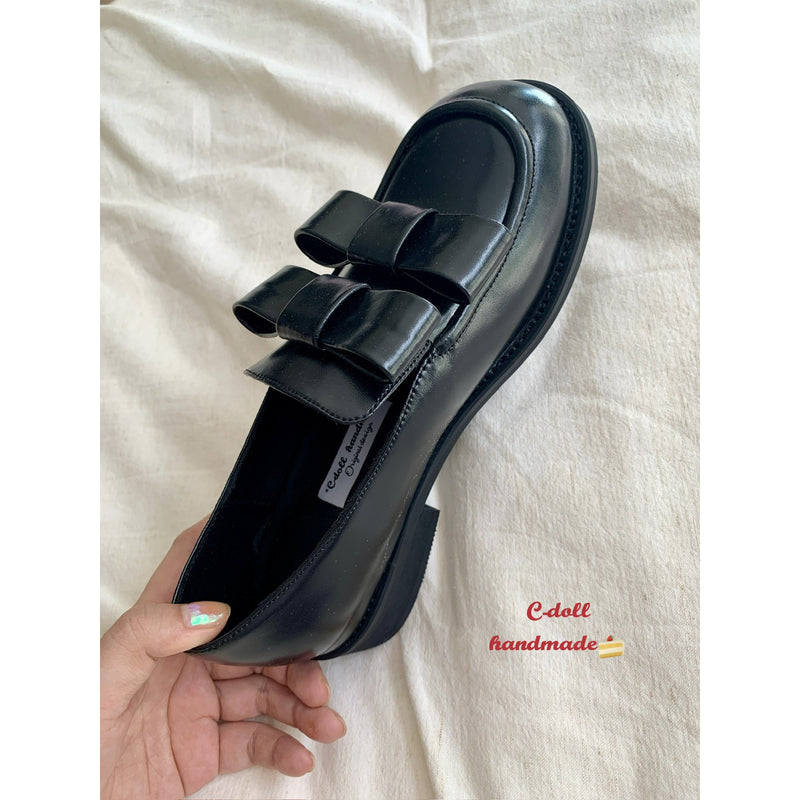 Double Ribbons Black Loafers