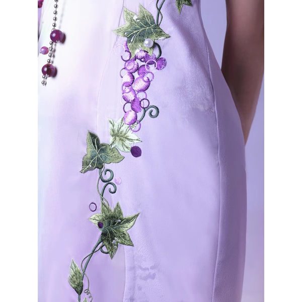 紫葡萄の刺繍チャイナワンピース