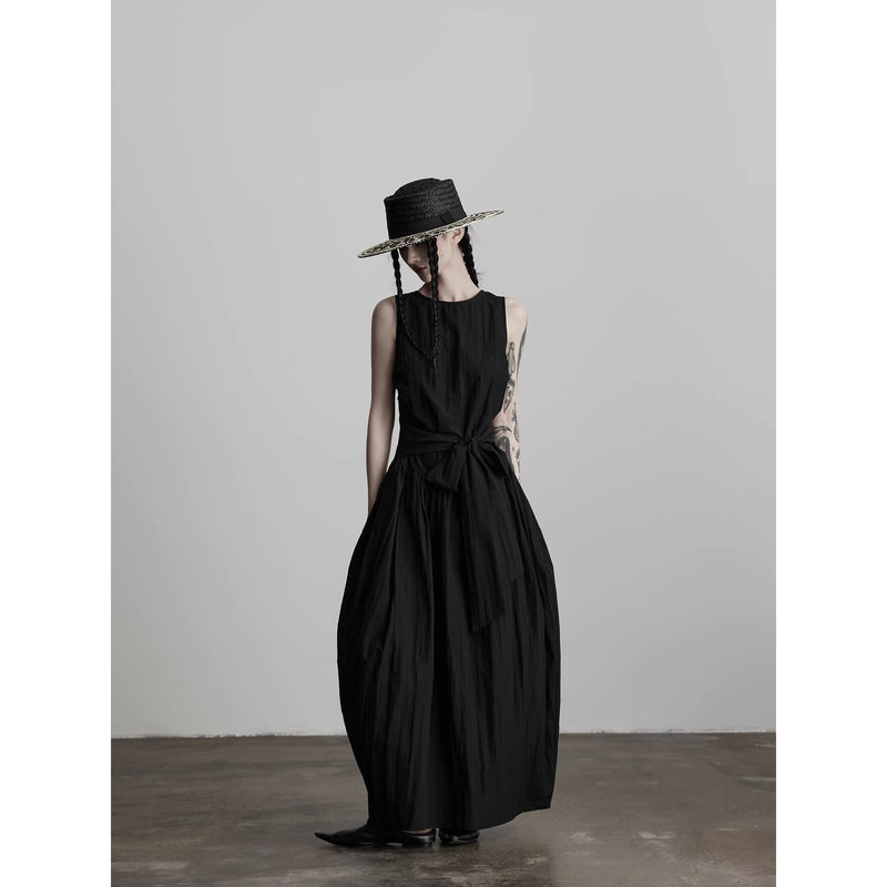 Black Back Open Sleeveless Dress