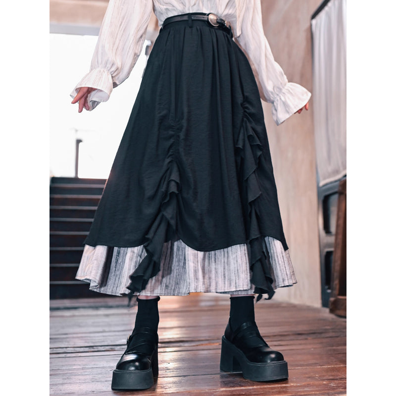 黒墨の陰影ドッキングスカート