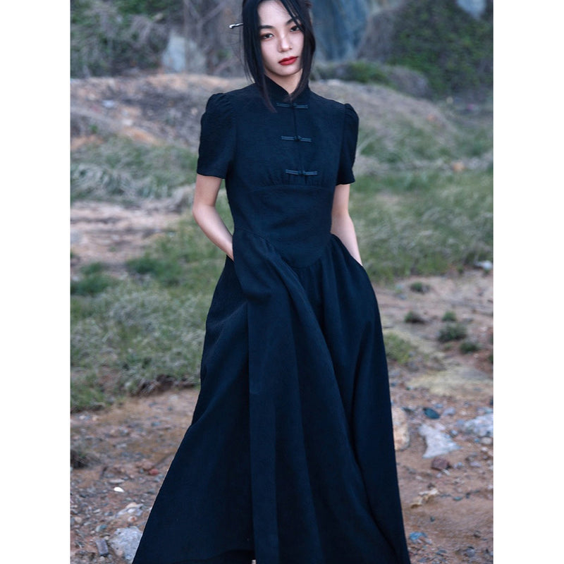 漆黒令嬢のチャイナワンピース