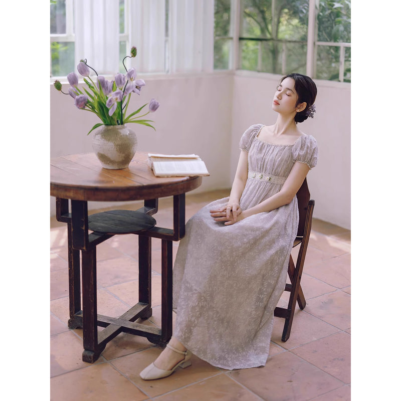 白菫の王妃のレトロワンピース