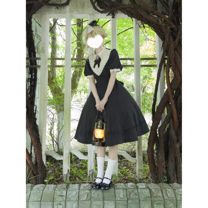 黒のお嬢様のクラシカルワンピース[2025年9月下旬-10月中旬発送予定]