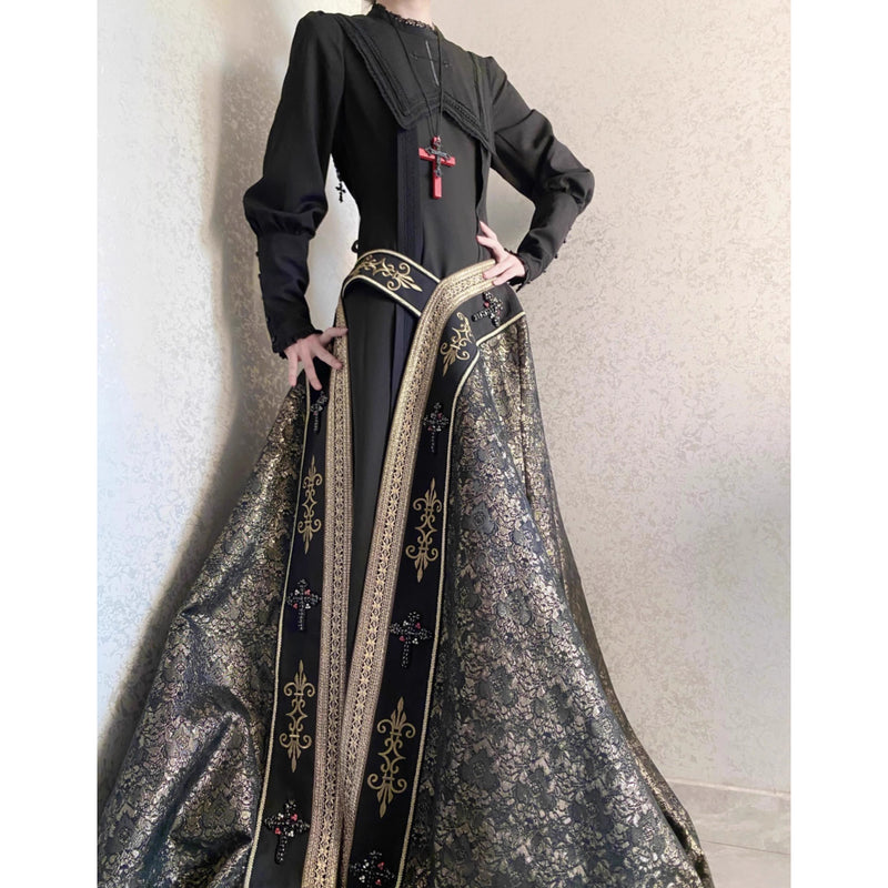 月夜の修道女の刺繍ロングマント - Black Gold[2025年12月上旬-2026年1月上旬発送予定]