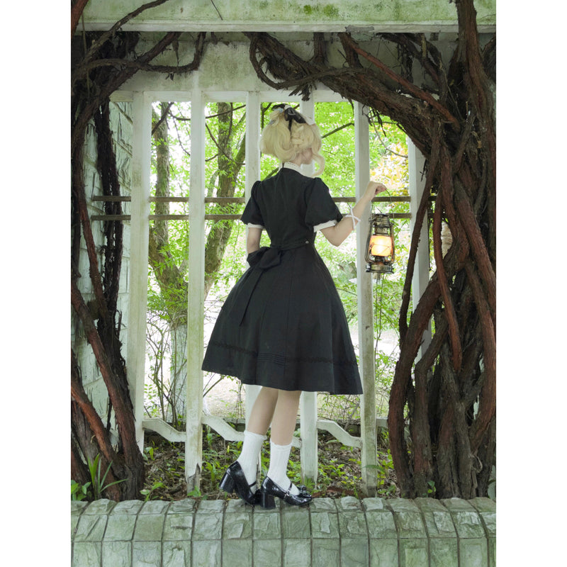 黒のお嬢様のクラシカルワンピース[2025年9月下旬-10月中旬発送予定]