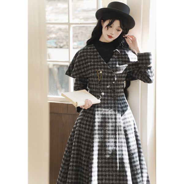 霧に煙る格子柄ケープウールコート[2026年2月中旬-3月下旬発送予定]
