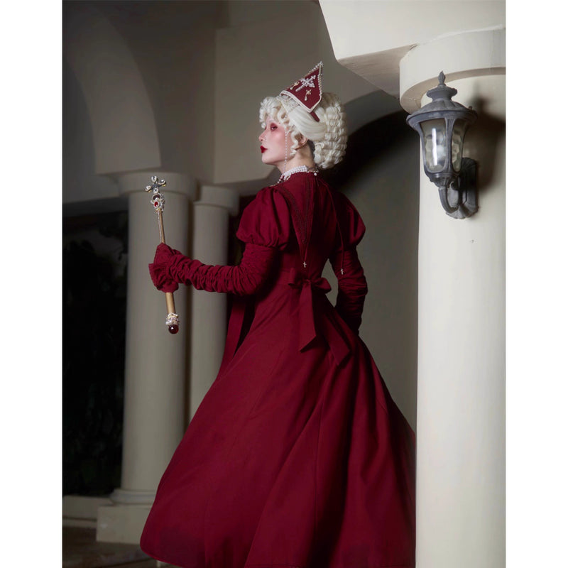 月夜の修道女の刺繍ワンピース - Wine Red（シャーリングスリーブ）[2025年12月上旬-2026年1月上旬発送予定]