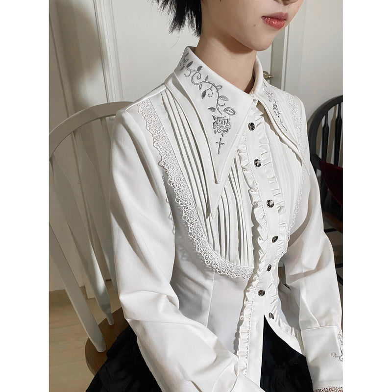中世貴族の薔薇刺繍ブラウス - White[2025年9月中旬-10月上旬発送予定]