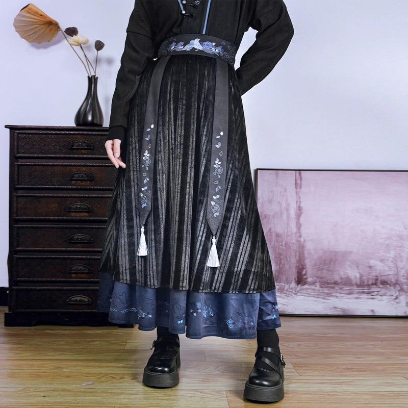 椿の花と鶯の挿絵ベルトスカート