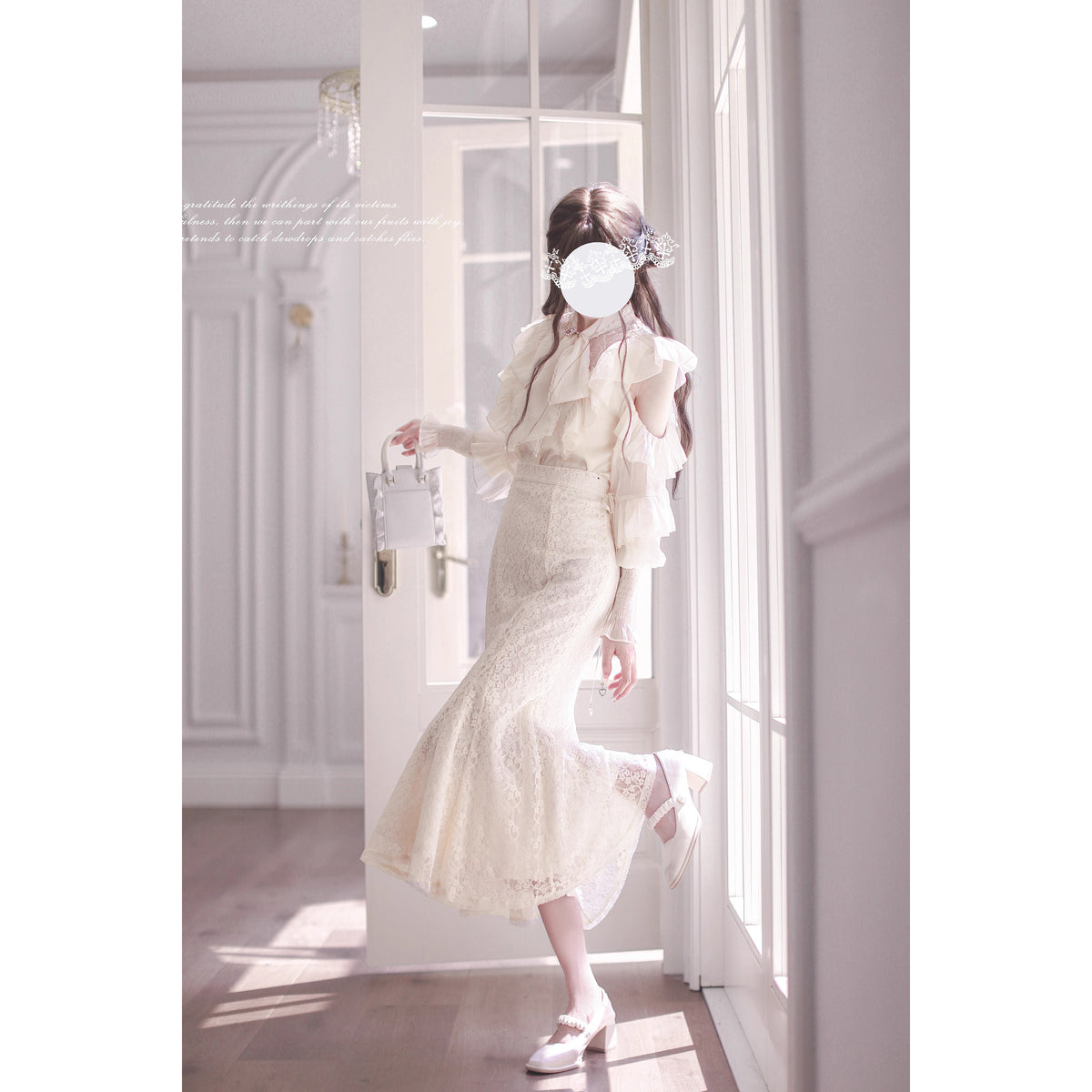 奏鳴曲を奏でる刺繍ジャンパースカートとフリルリボンブラウス 奏鳴曲を奏でる刺繍ジャンパースカートとフリルリボンブラウス