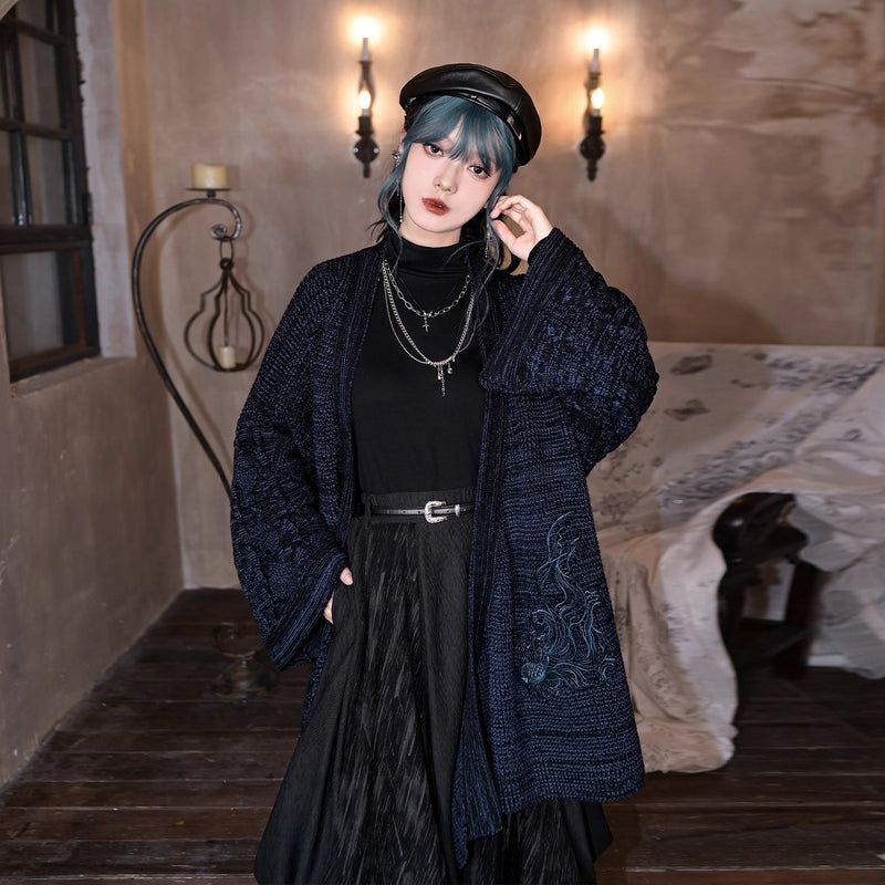 闘魚の刺繍ニットカーディガン