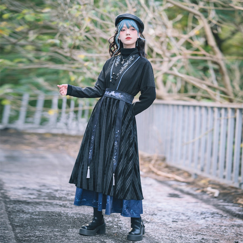 椿の花と鶯の挿絵ベルトスカート