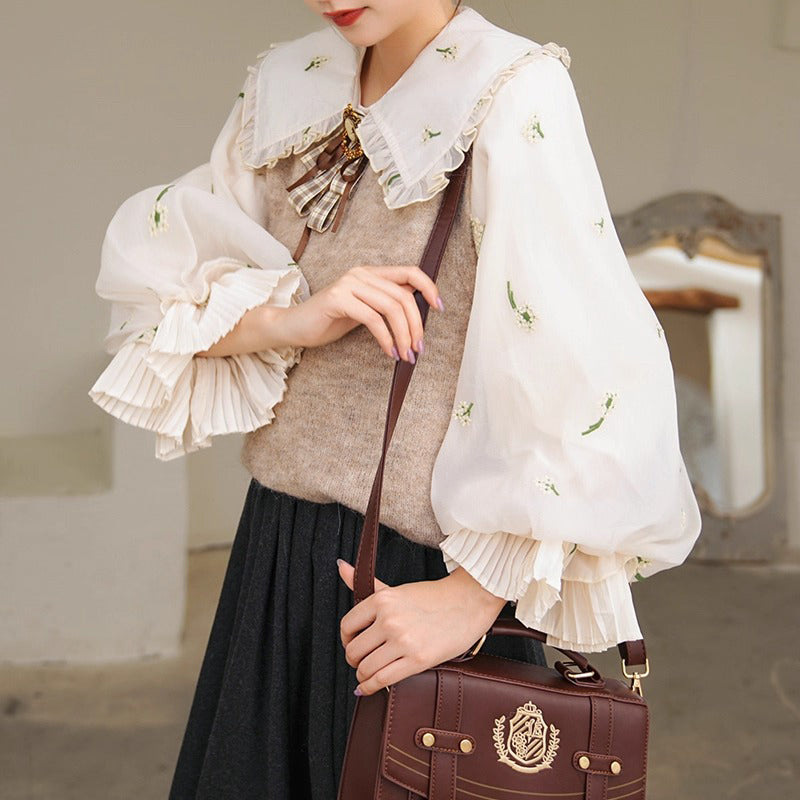 宮廷の花の刺繍ヴィクトリアンブラウスとニットベスト