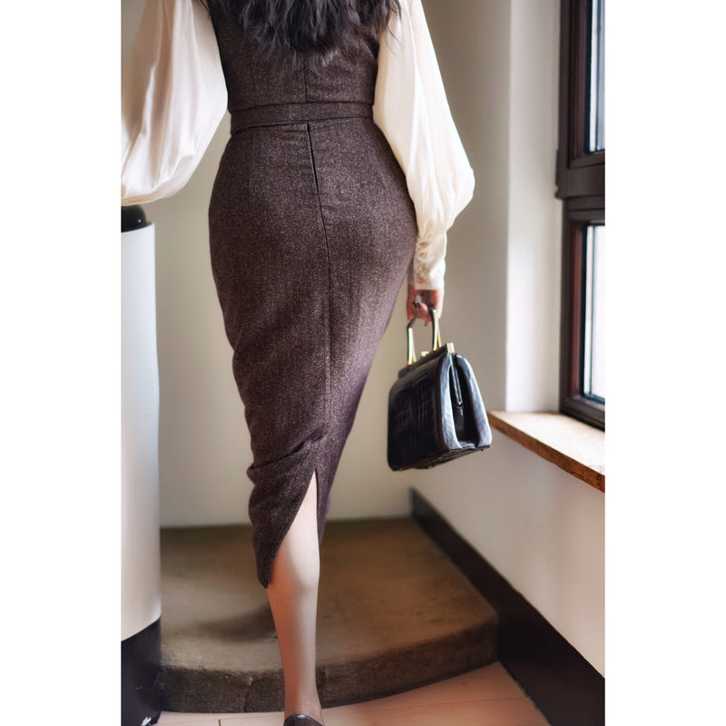 焦茶色の貴婦人ツイードワンピース