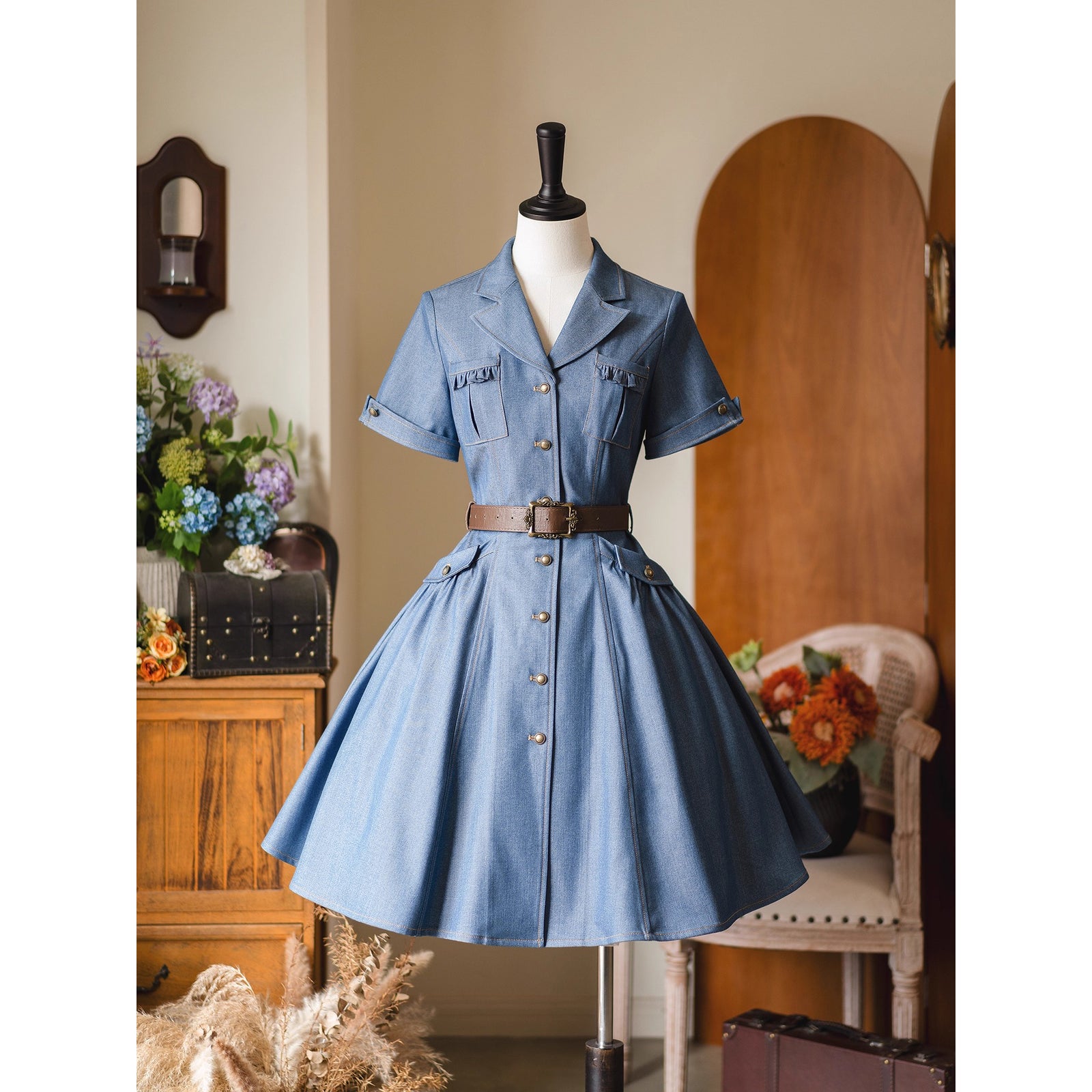 英国のお嬢様のデニムワンピース - Short Sleeves – ManusMachina