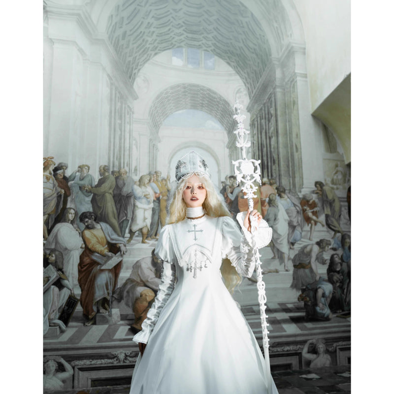 月夜の修道女の刺繍ワンピース - White（シャーリングスリーブ）[2025年12月上旬-2026年1月上旬発送予定]