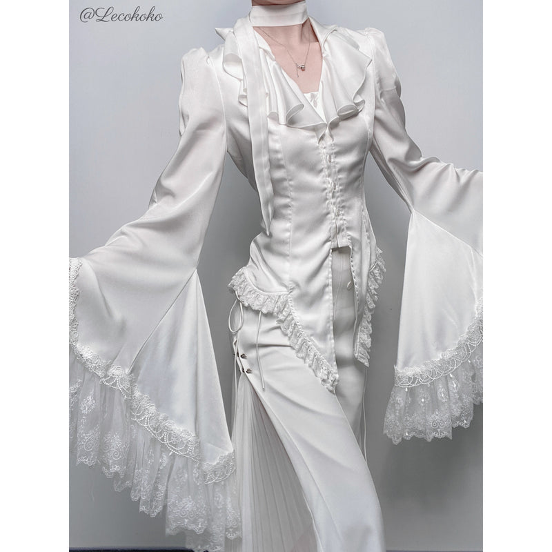 王侯貴族のゴシックブラウス - White[2026年2月下旬-3月下旬発送予定]