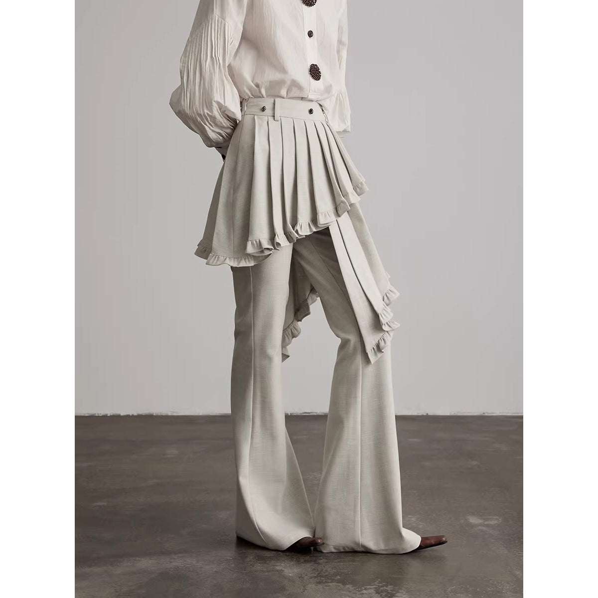 Asymmetrical Ruffled Straight Flare Pants – ManusMachina