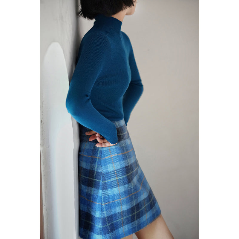 青藍の格子縞ウールスカート