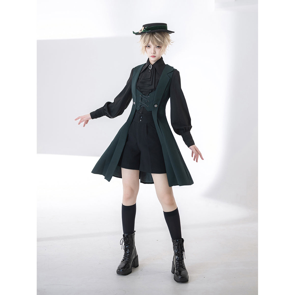 深緑の騎士の編み上げロングベスト – ManusMachina