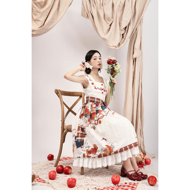 林檎と花と小鳥の刺繍ジャンパースカート