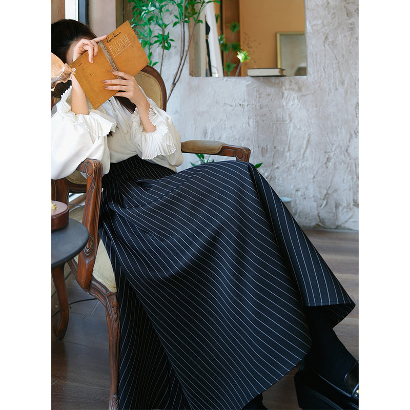 黒墨の縦縞コルセットロングスカート