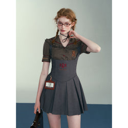 魔法学校の刺繍カレッジジャンパースカート