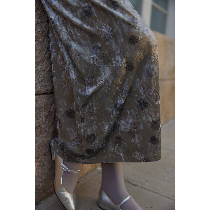 月影の花模様ベルベットロングスカート