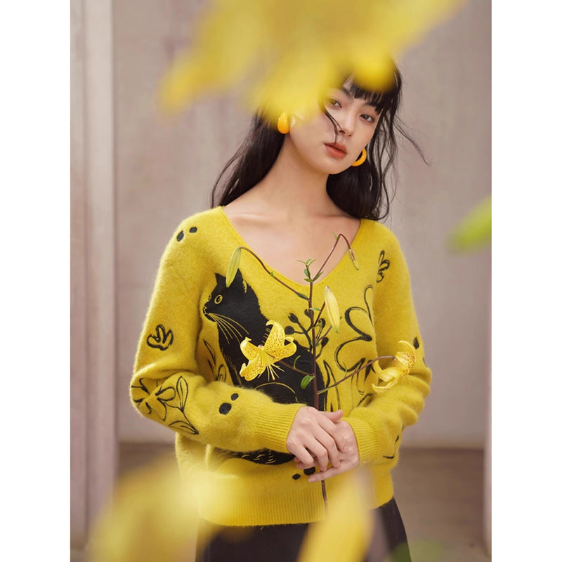 黒猫と花の刺繍ニットセーター