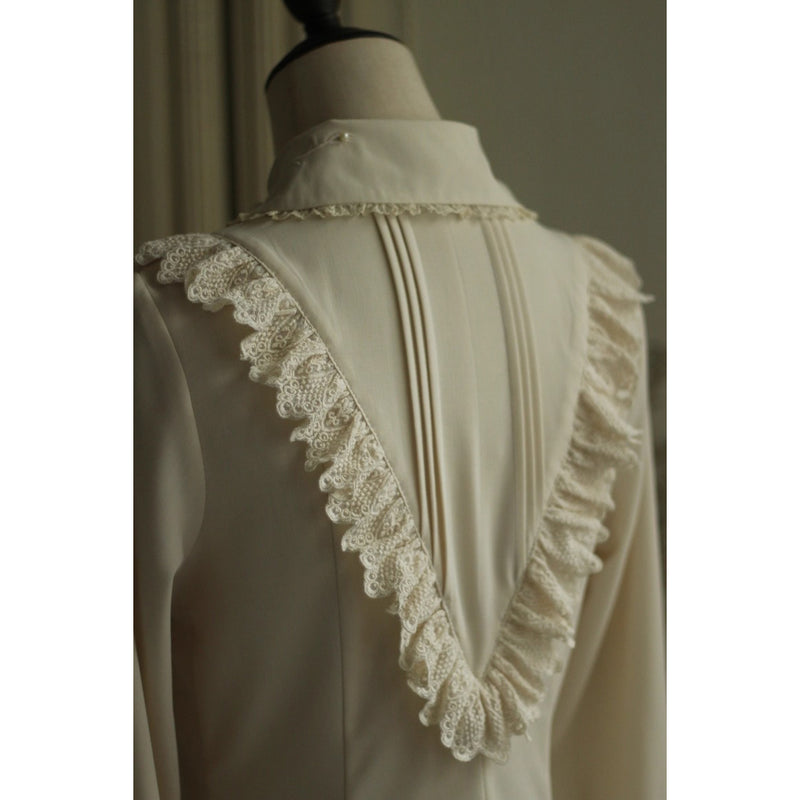 朝霧のお嬢様の刺繍フリルブラウス[2026年2月上旬-3月上旬発送予定]