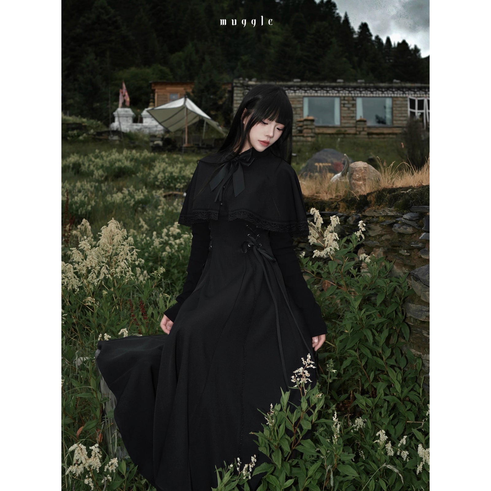 黒のお嬢様のケープロングワンピース – ManusMachina
