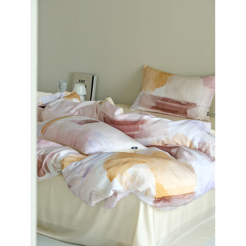 The Illusion of a Morning Glow Bed Cover Set
