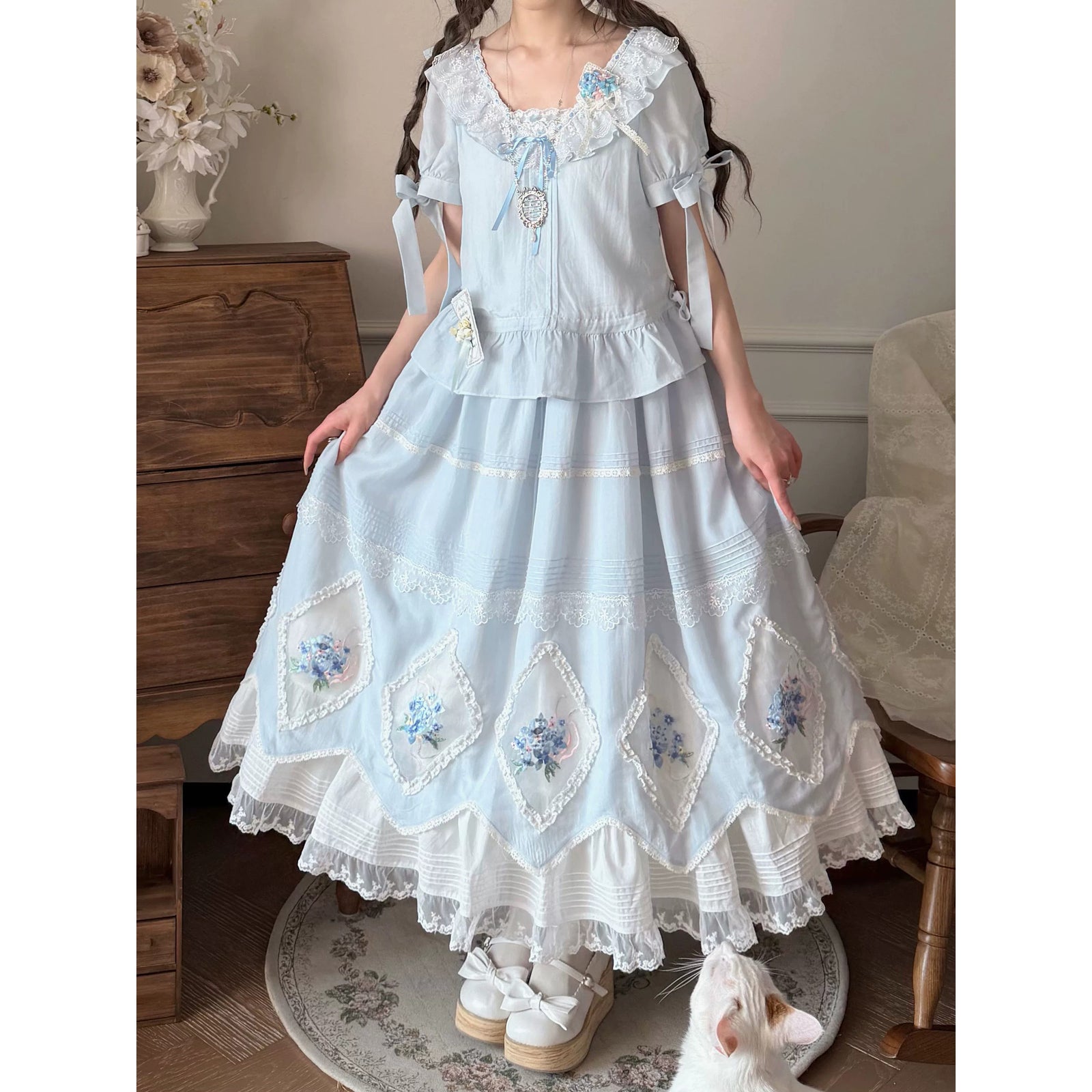 紫陽花の花の刺繍スカートとブラウス - Light Blue – ManusMachina