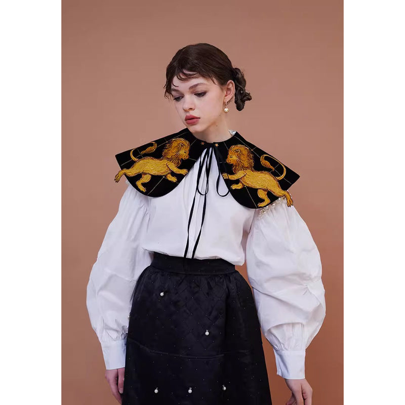 獅子の刺繍付け襟