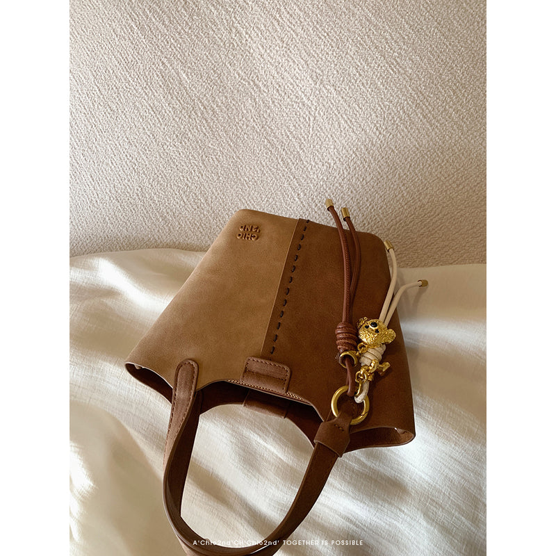 Golden Dog Bread Hand Shoulder Bag