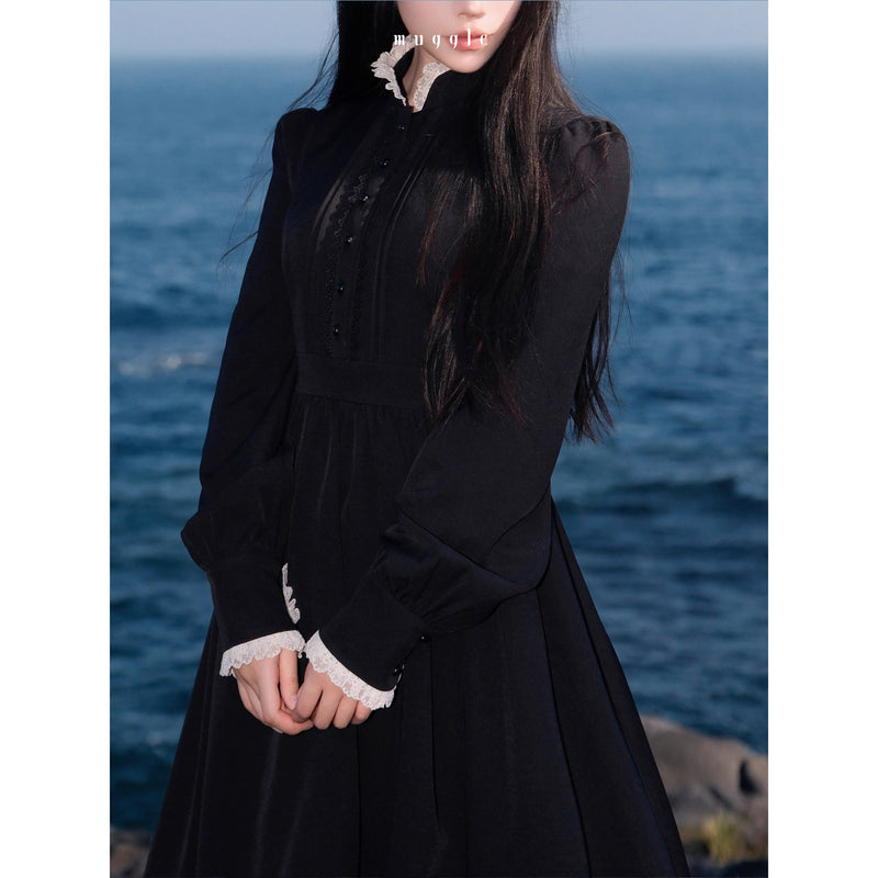 黒のお嬢様のクラシカルゴシックワンピース