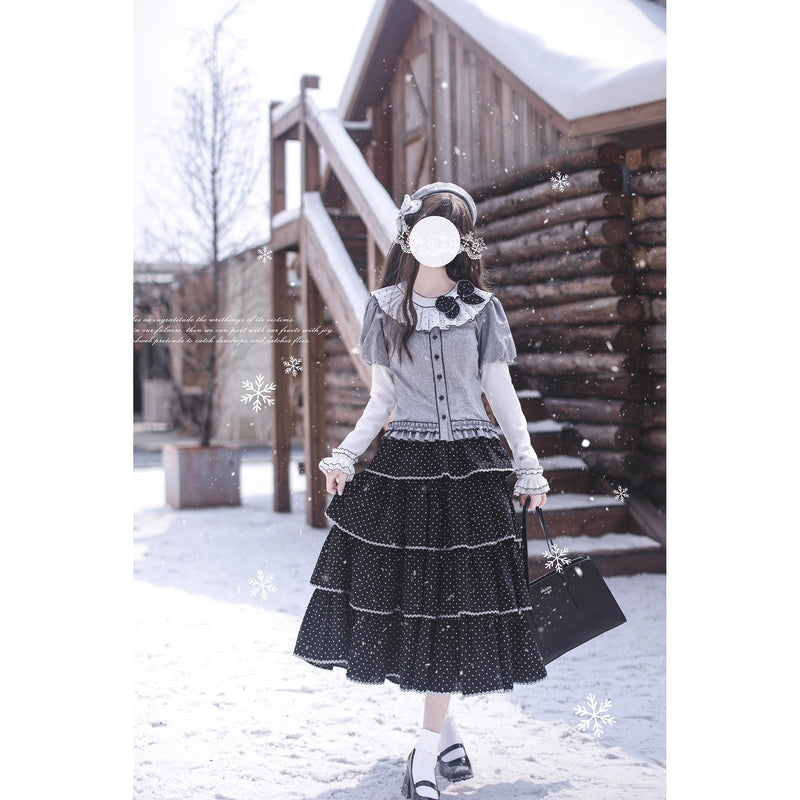 霧色のお嬢様トップスとティアードスカートとカーディガン