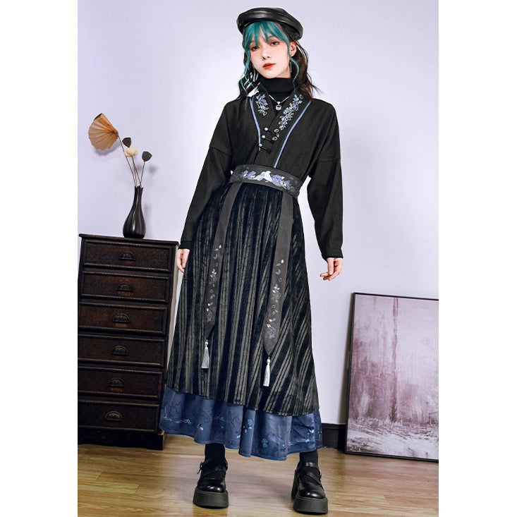 椿の花と鶯の挿絵ベルトスカート